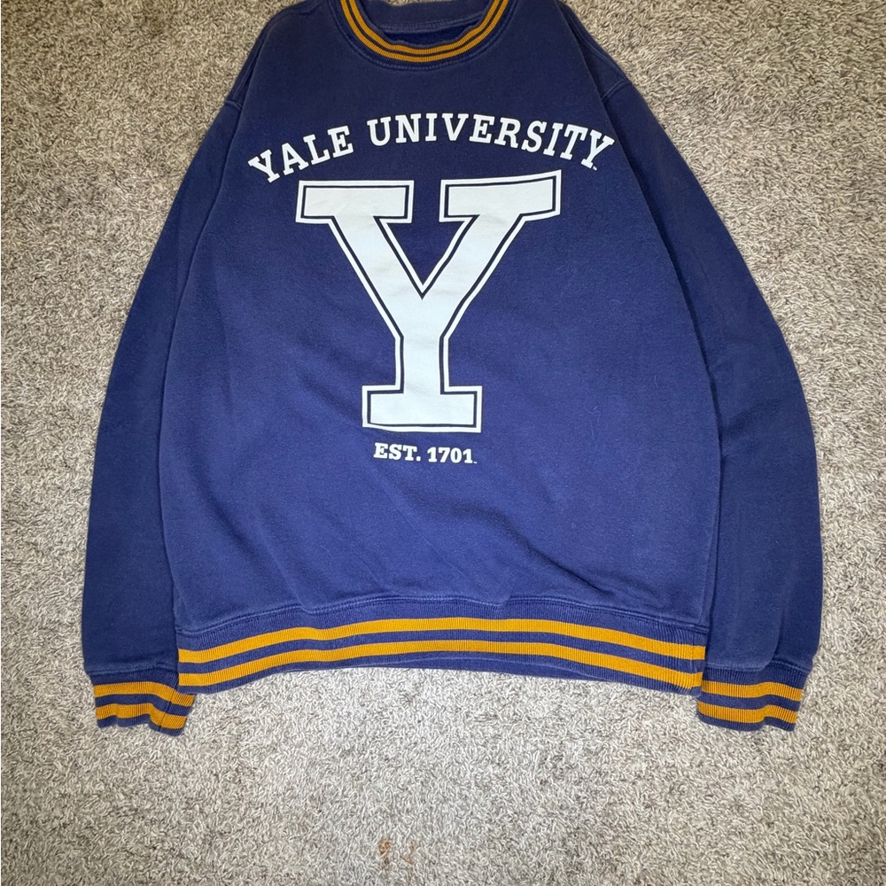 Yale University Collegiate Navy Crewneck Sweatshirt Size Small